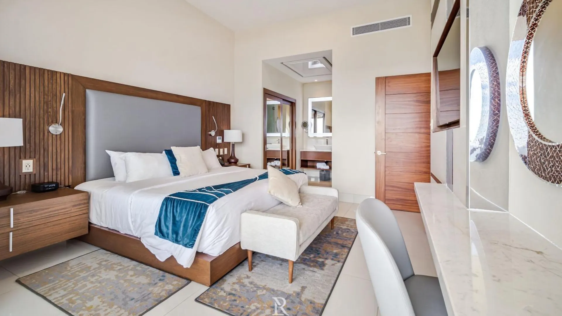 Two Bedroom Suite Ocean-Front - Villa La Valencia Cabo San Lucas Resort